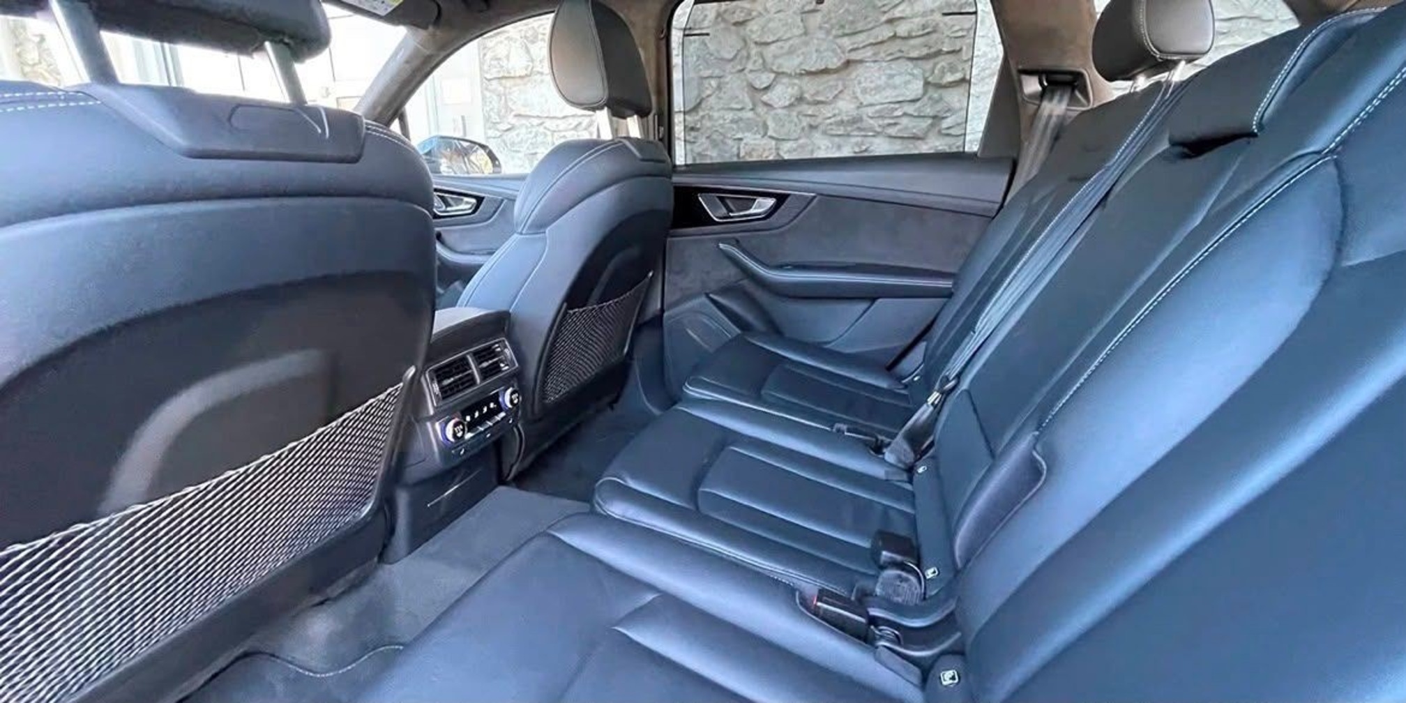 AUDI Q7 3.0TDI — zdjęcie 10