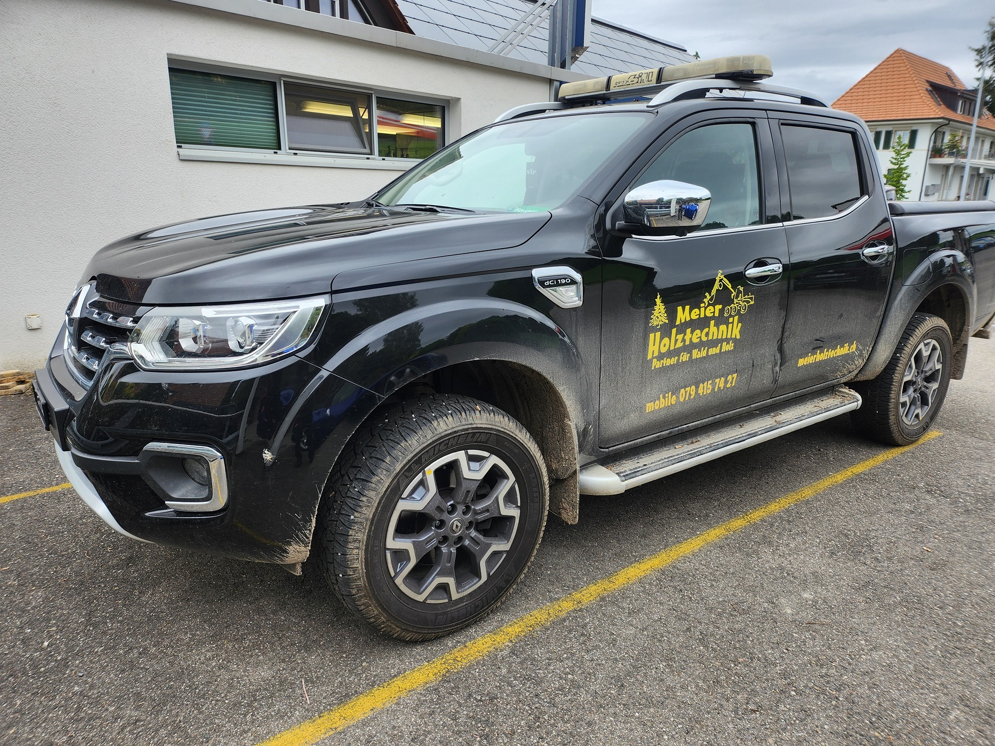 RENAULT Alaskan — zdjęcie 6