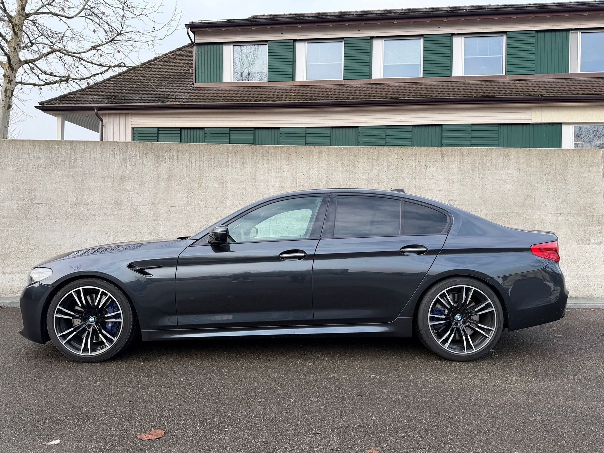 BMW M5 — zdjęcie 5