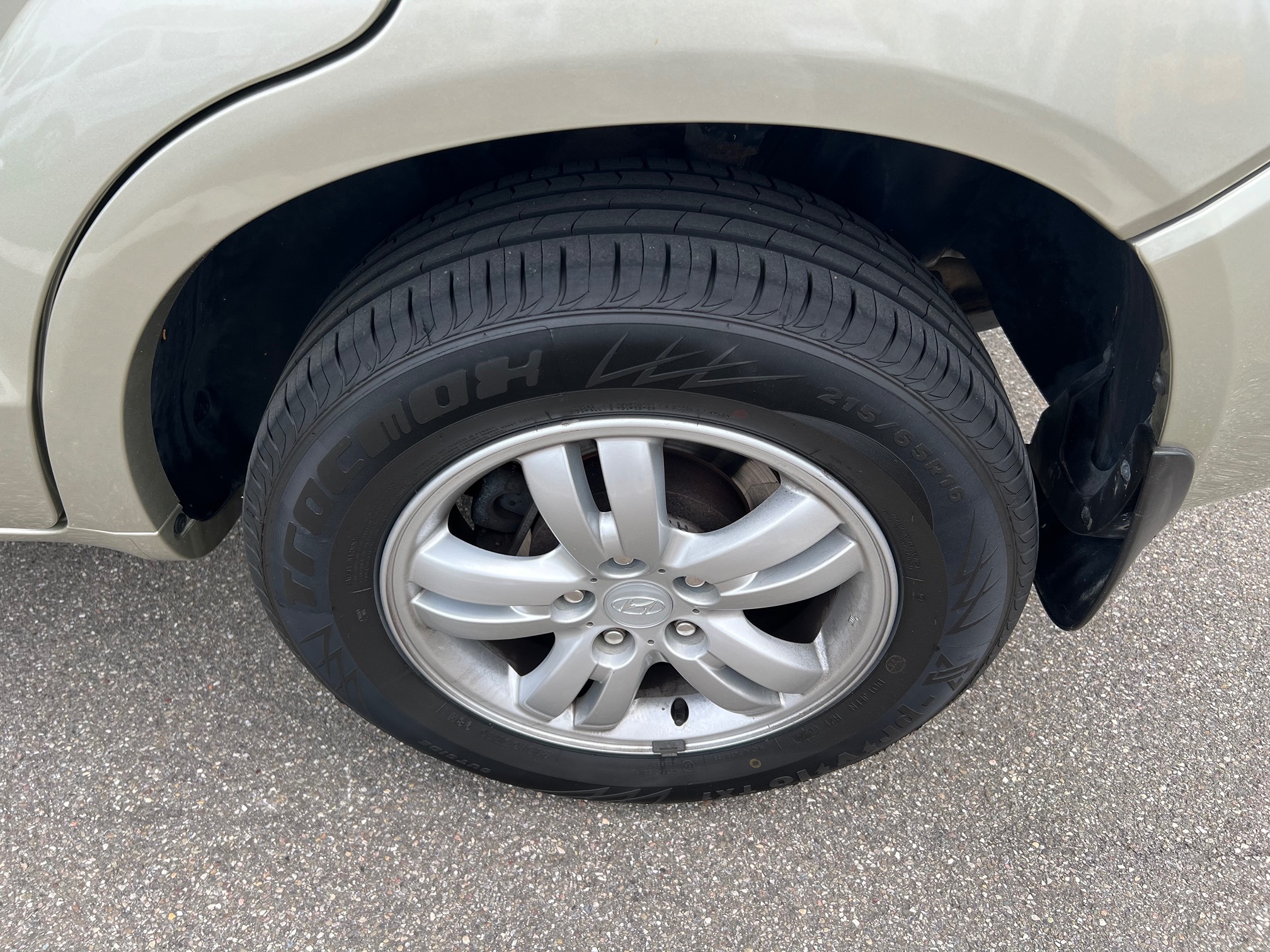 HYUNDAI Tucson 2.0 CRDI-I — zdjęcie 15