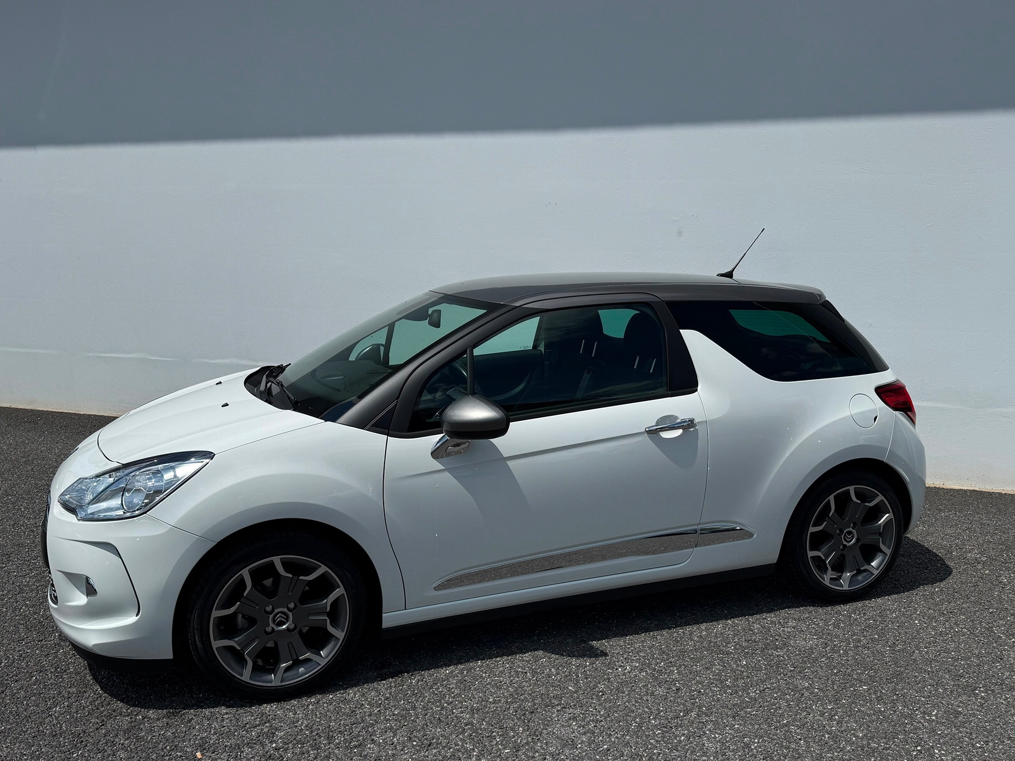 CITROEN DS3 1.2i — zdjęcie 4