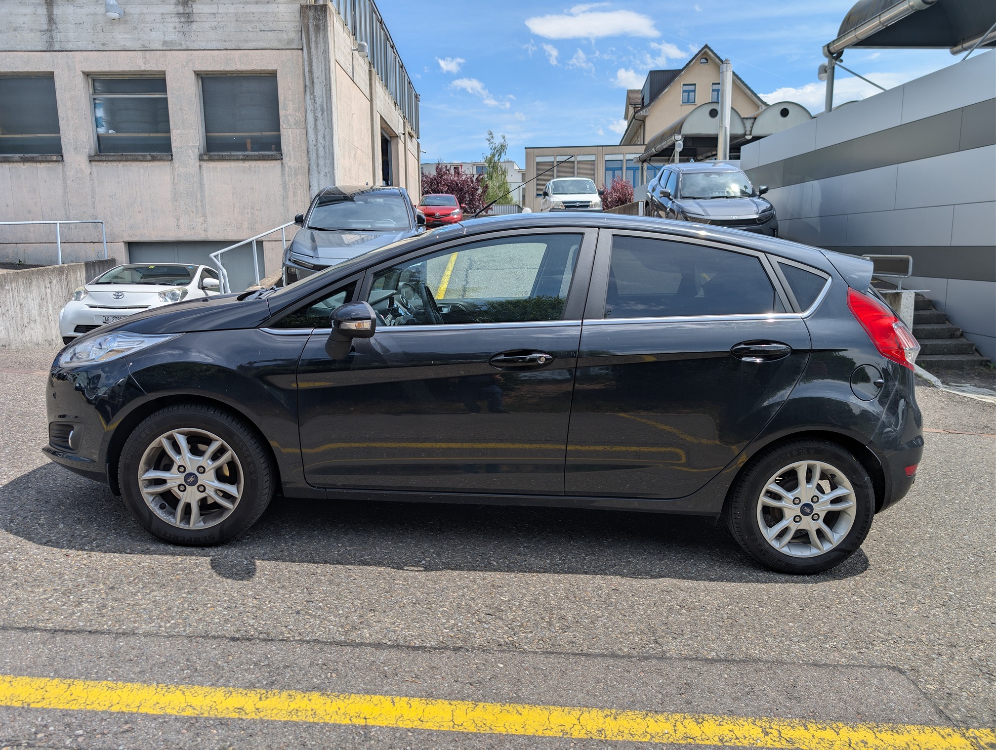 FORD Fiesta — zdjęcie 2