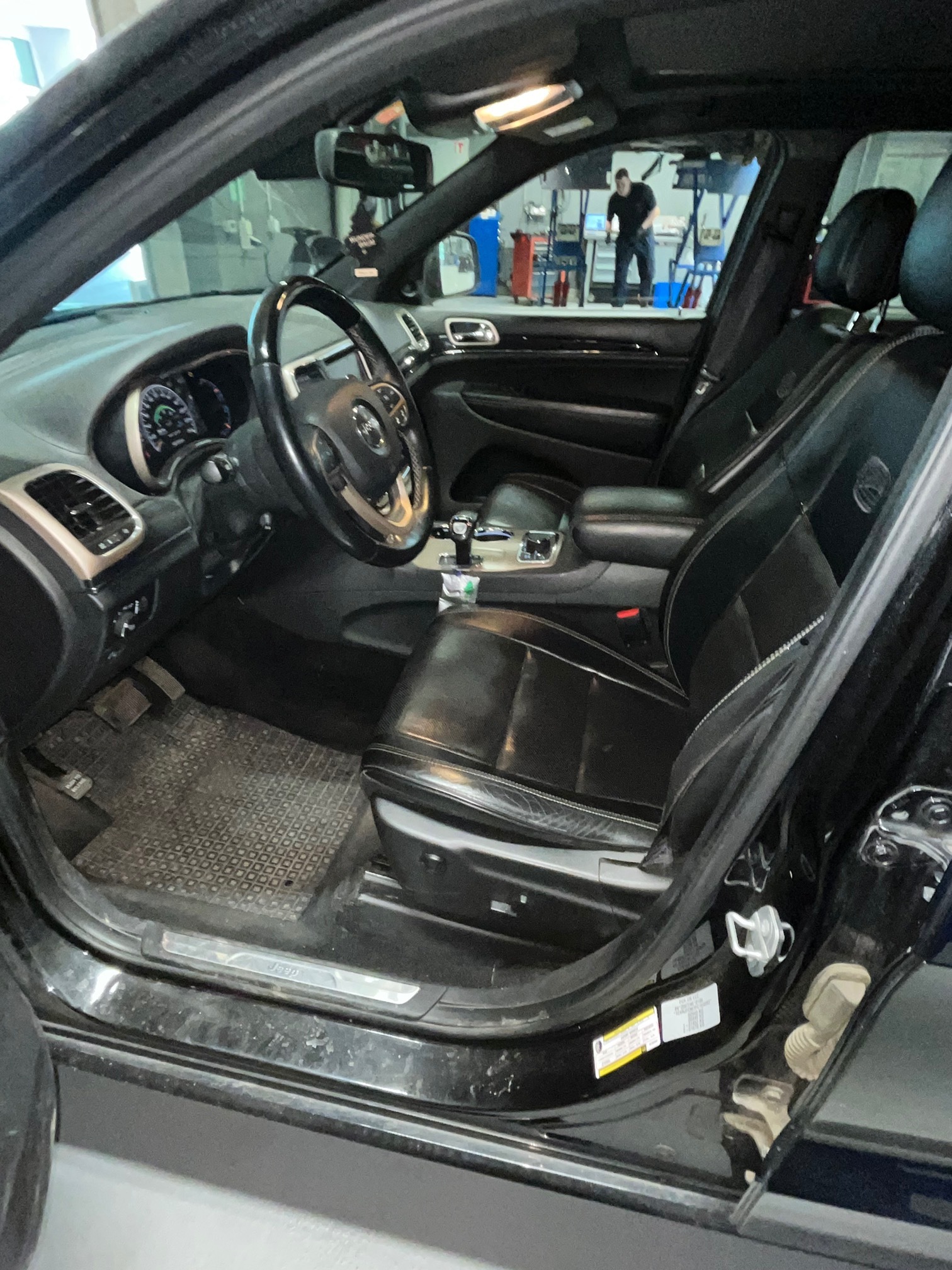 JEEP GrandCherokee CRD — zdjęcie 9