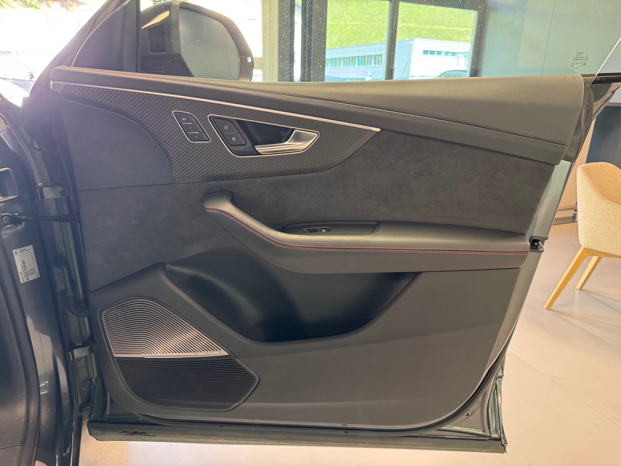 AUDI RS Q8 — zdjęcie 13