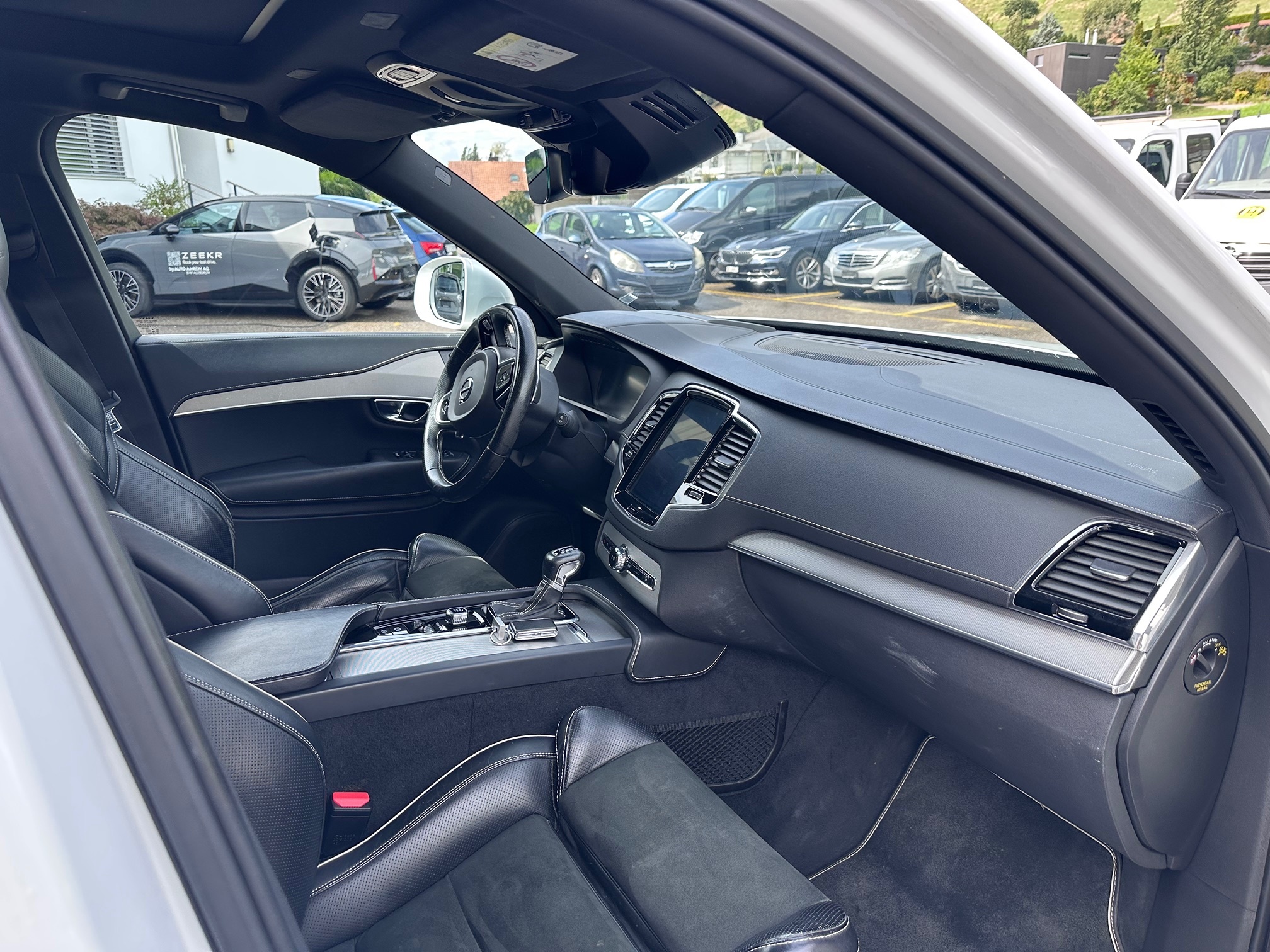 VOLVO XC90 T6 AWD — zdjęcie 8