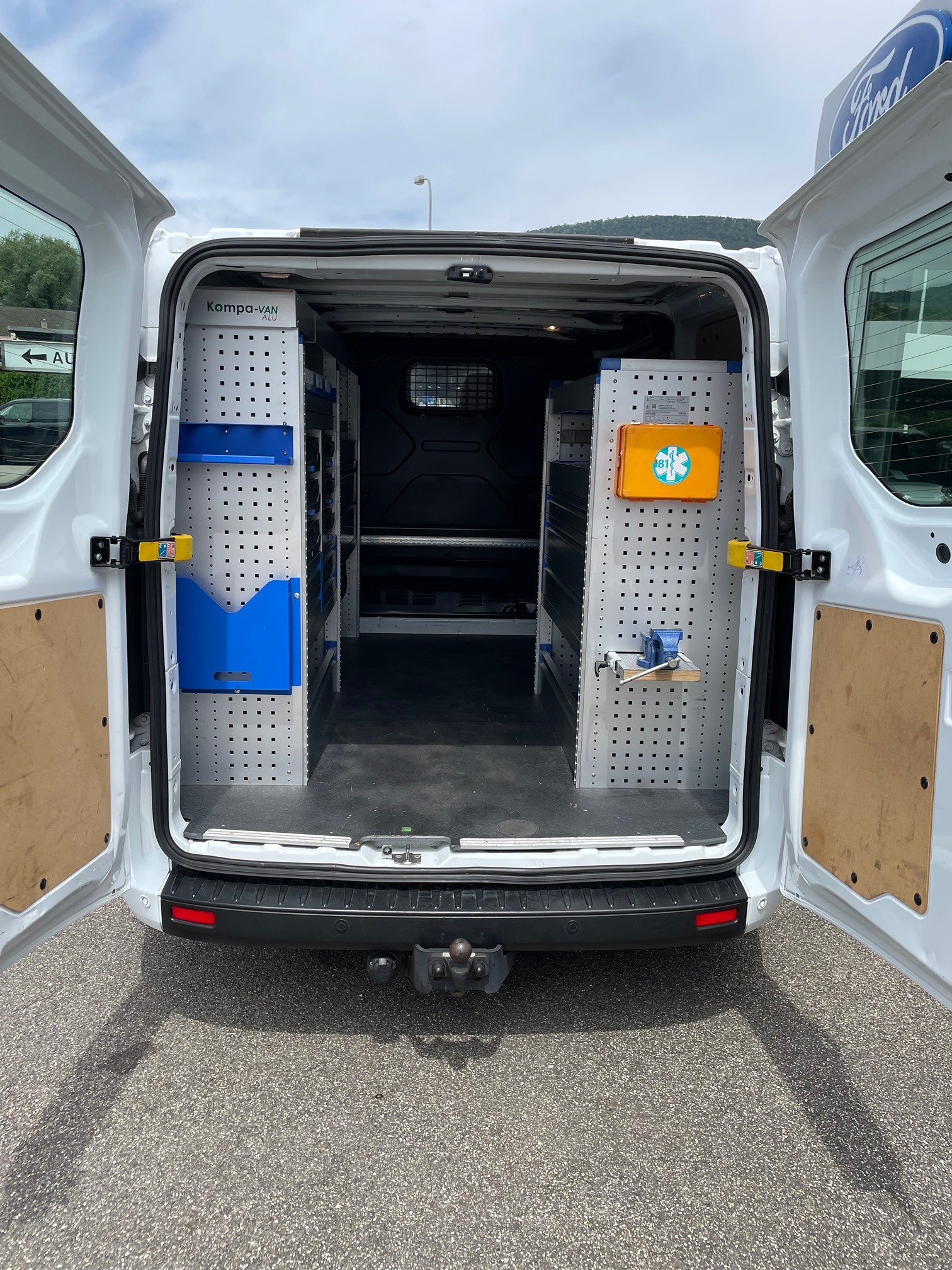 FORD Transit Custom — zdjęcie 8