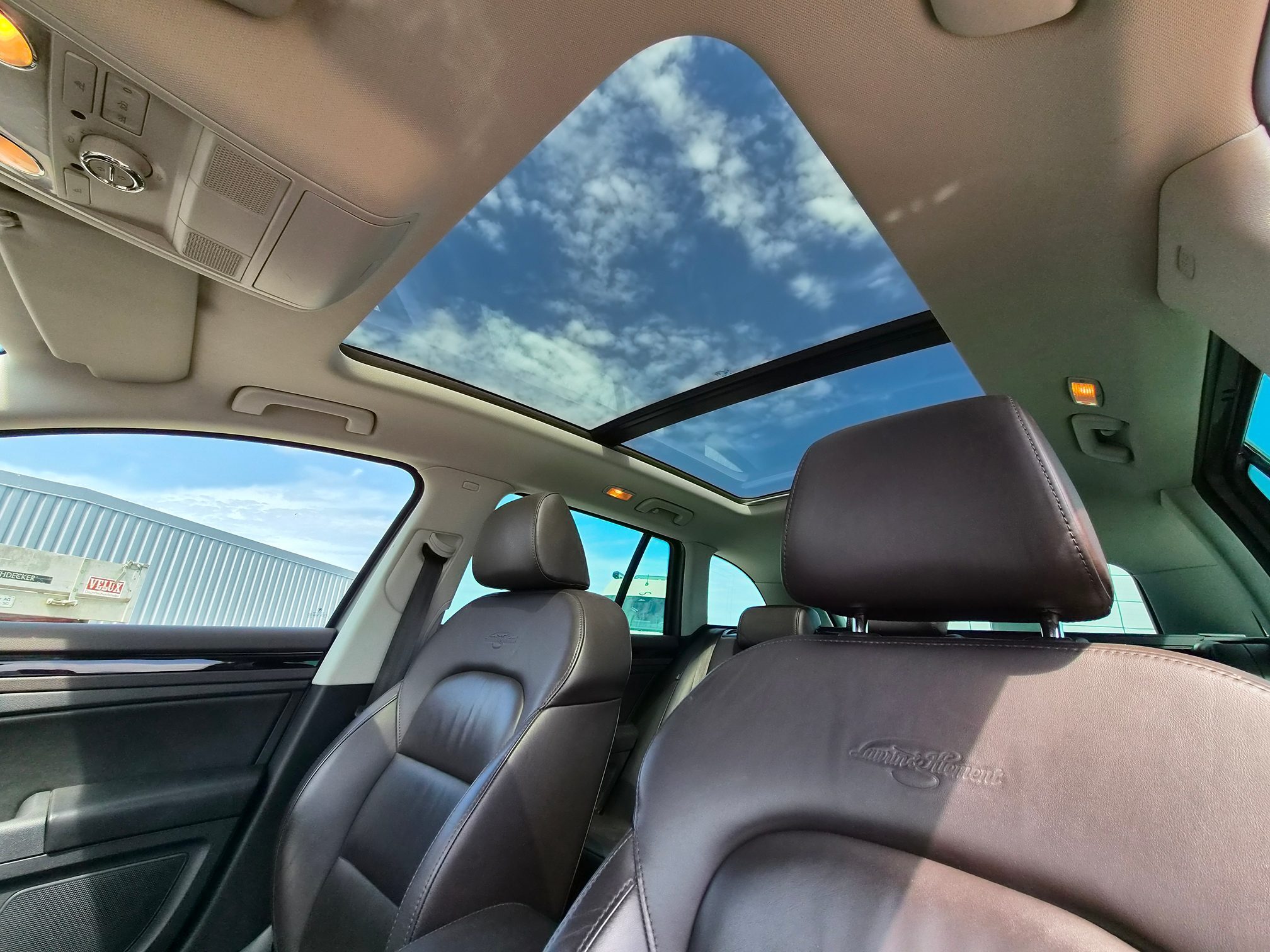 SKODA Superb 2.0 TDI — zdjęcie 7