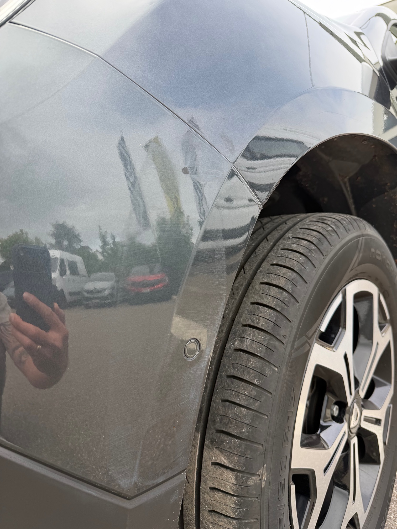 DACIA Duster 1.3 4x4 — zdjęcie 9