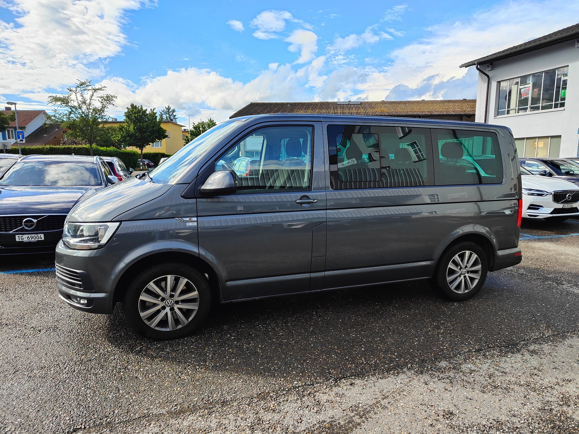 VW T6 Multivan TDI4M — zdjęcie 3
